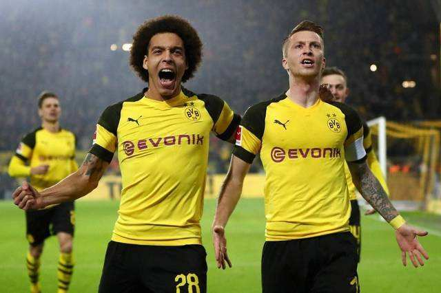  拜仁慕尼黑主场完胜多特，德甲霸主显威风  