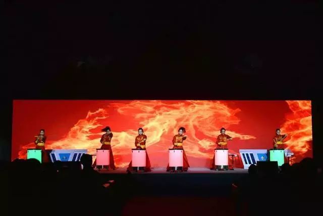  电竞女子战队崛起展现巾帼风采  